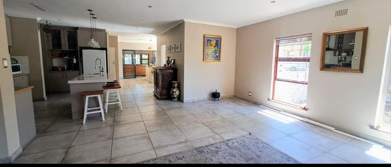 4 Bedroom Property for Sale in Amandelrug Western Cape